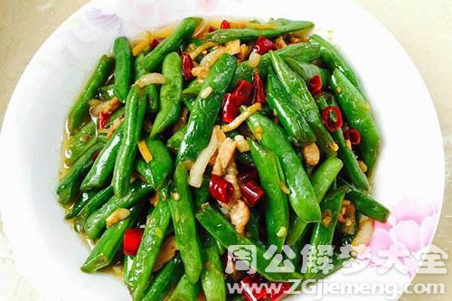 梦见吃四季豆食物中毒